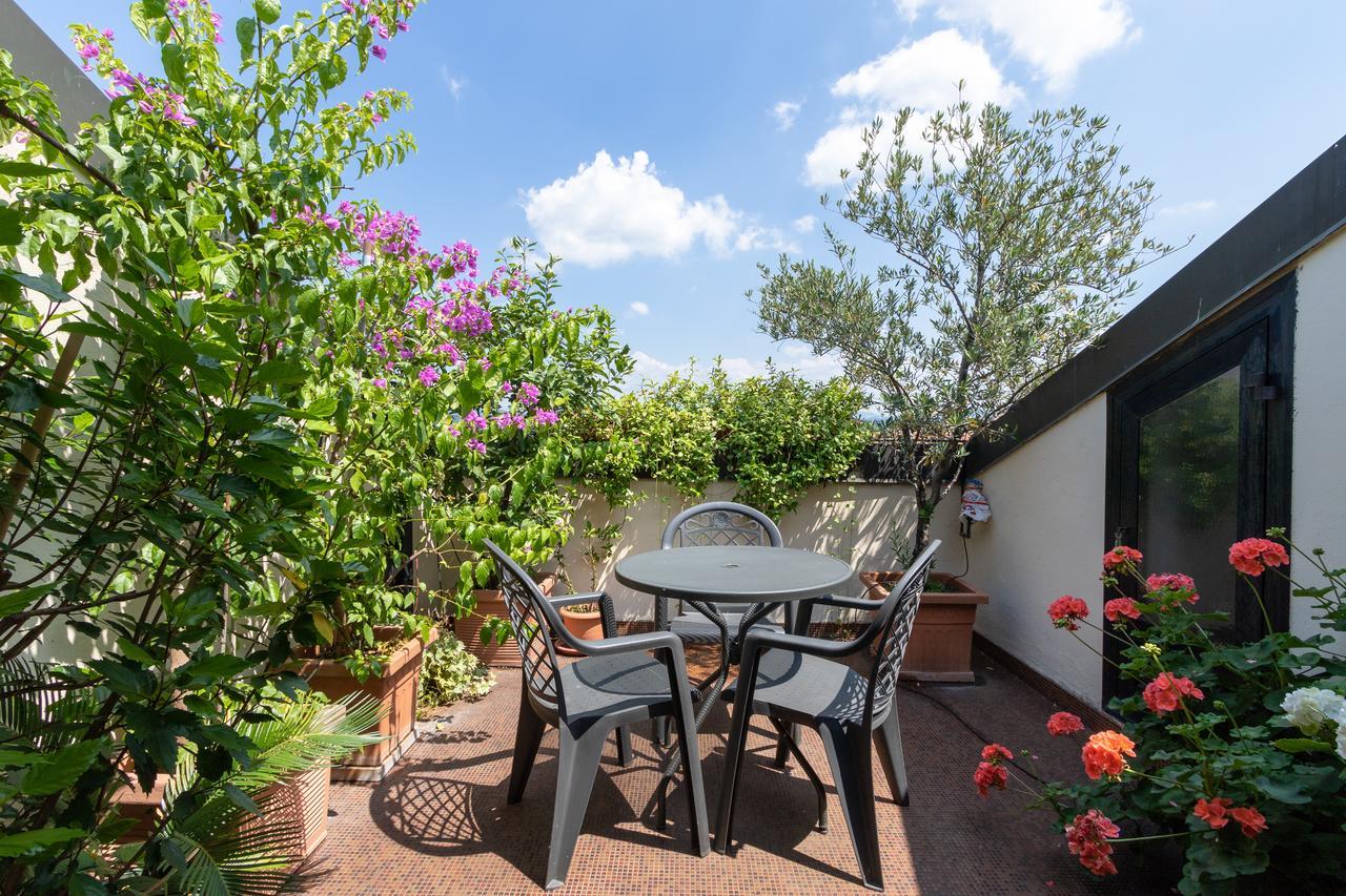 Attico Di Charme Bed & Breakfast Verona Ngoại thất bức ảnh
